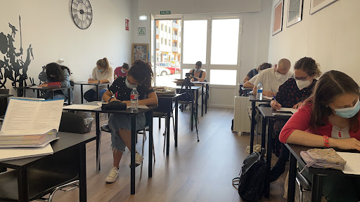 Academia InnovaLeón, Escuela en León,León