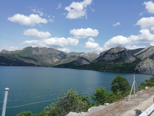 Ayuntamiento De Los Barrios De Luna, Ayuntamiento en Los Barrios de Luna,León